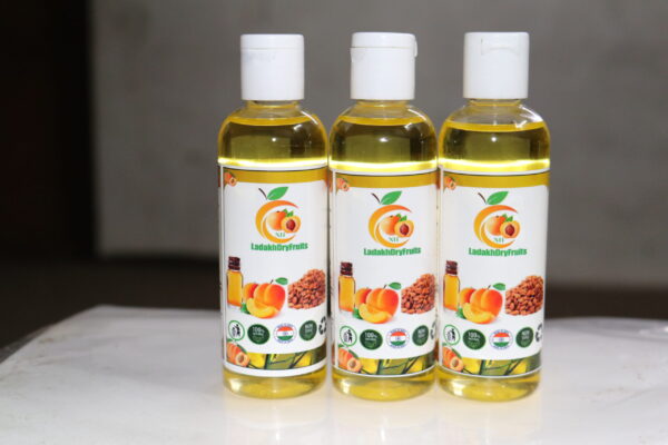 Apricot  oil 100ml - Image 3